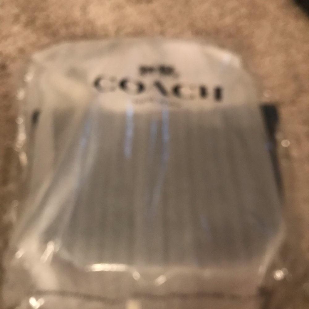 Brand New Coach Ava chain tote - Picture 2 of 8